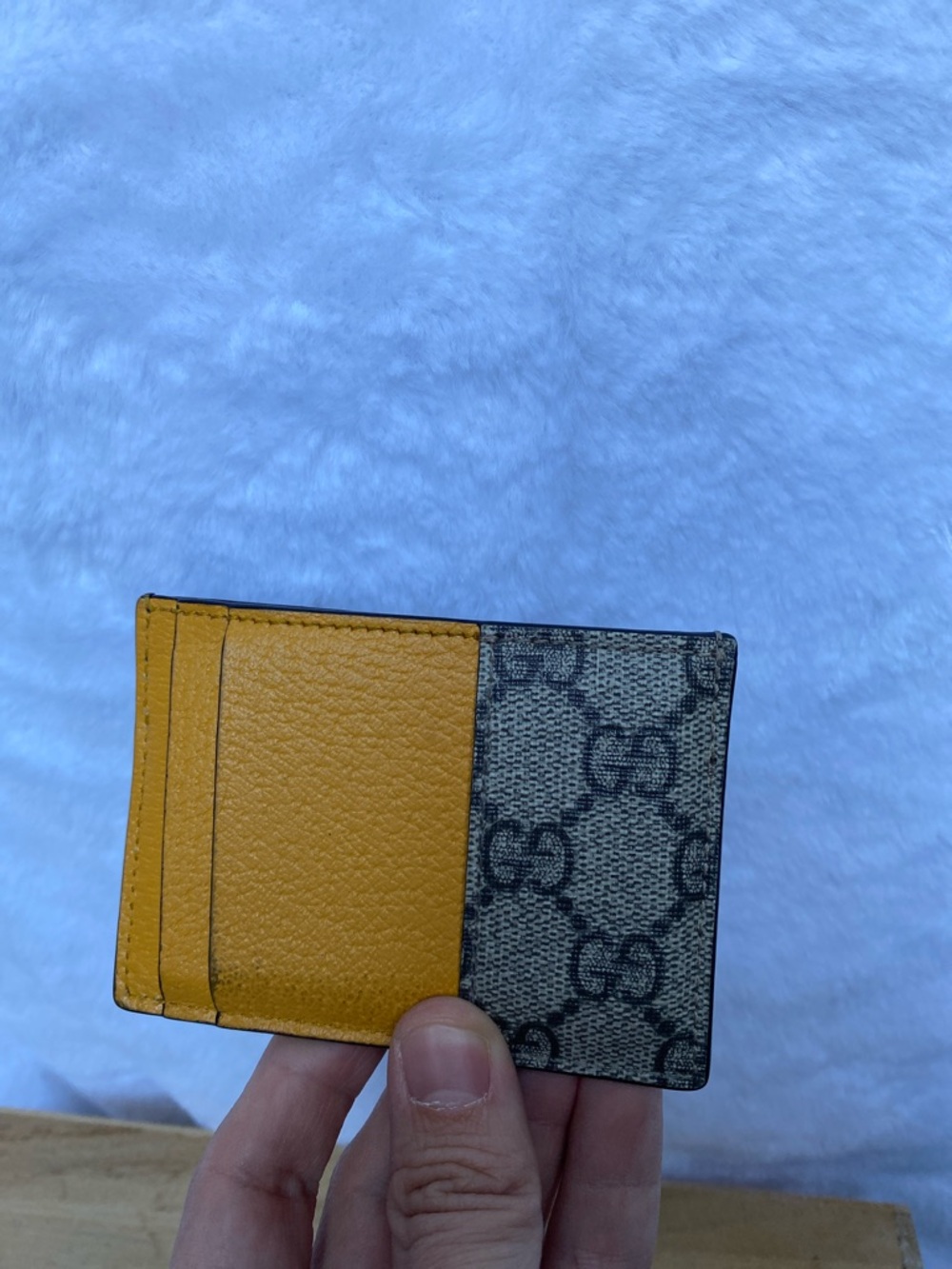 Gucci Brown GG Supreme Card Case with Gold Tiger Accent - Picture 3 of 8